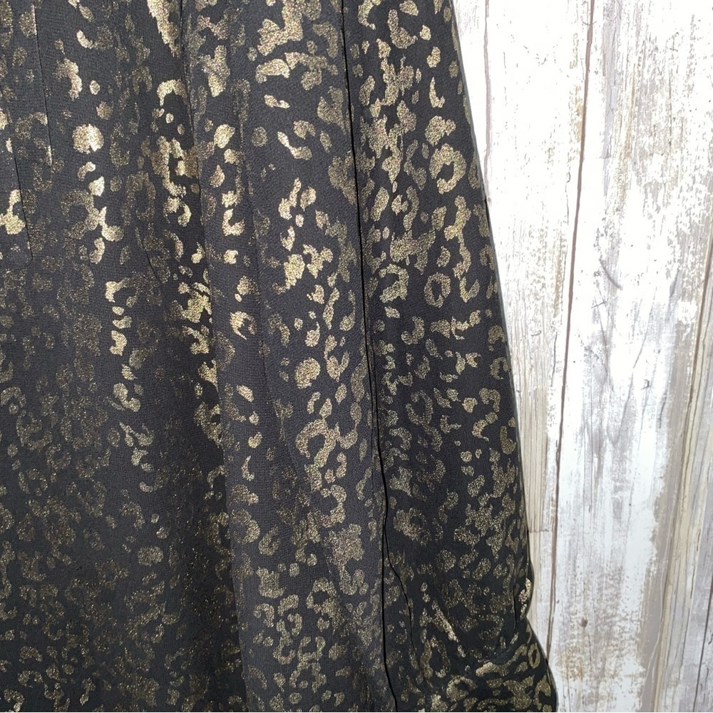 Cupcakes & Cashmere Clarisse Leopard Print Metallic Chiffon Blouse - Picture 3 of 6